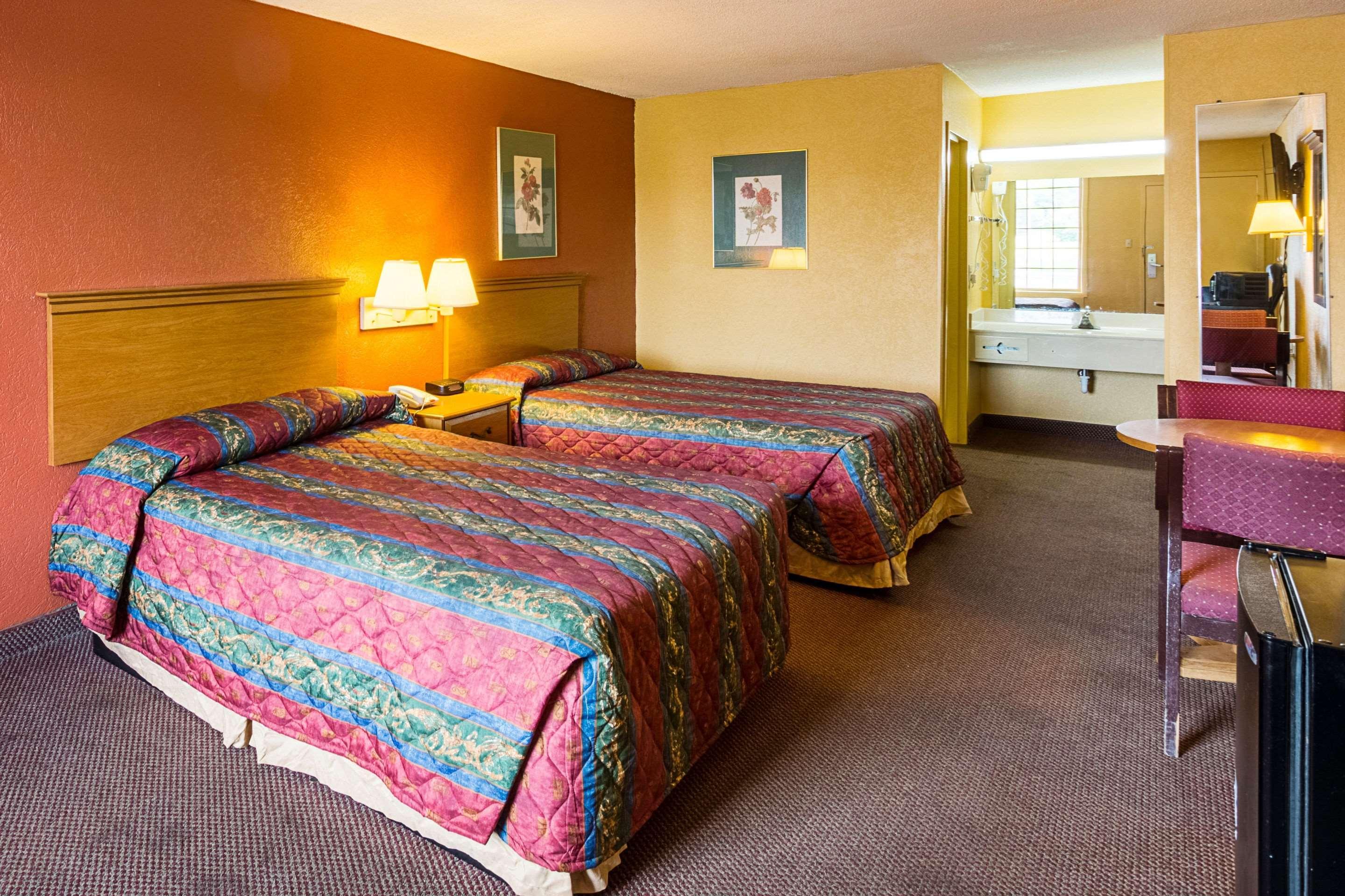 Orangeburg Inn & Suites מראה חיצוני תמונה