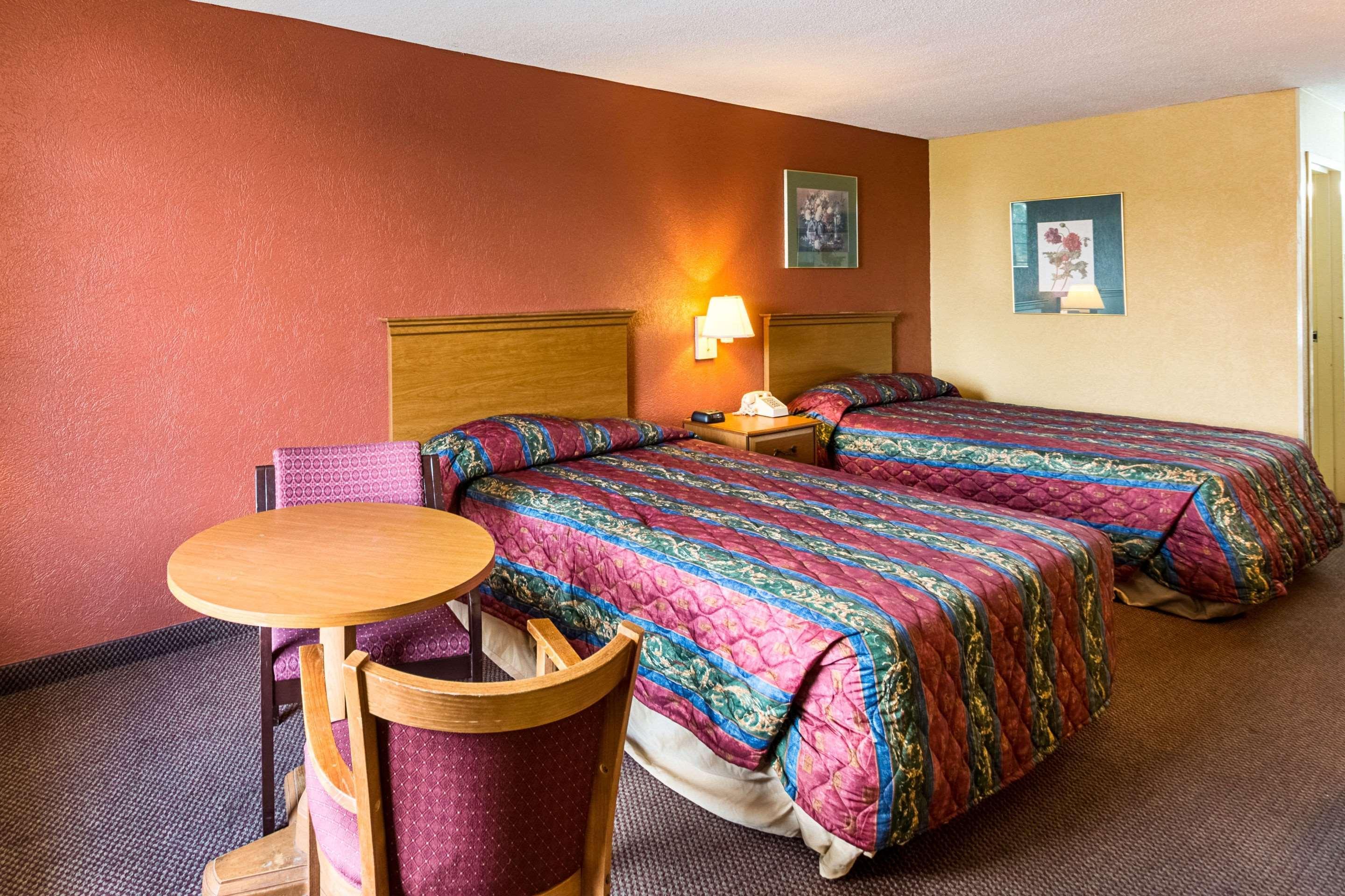 Orangeburg Inn & Suites מראה חיצוני תמונה