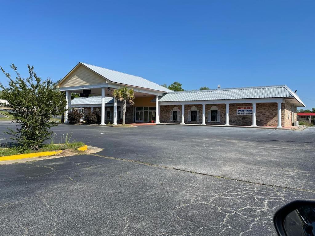 Orangeburg Inn & Suites מראה חיצוני תמונה